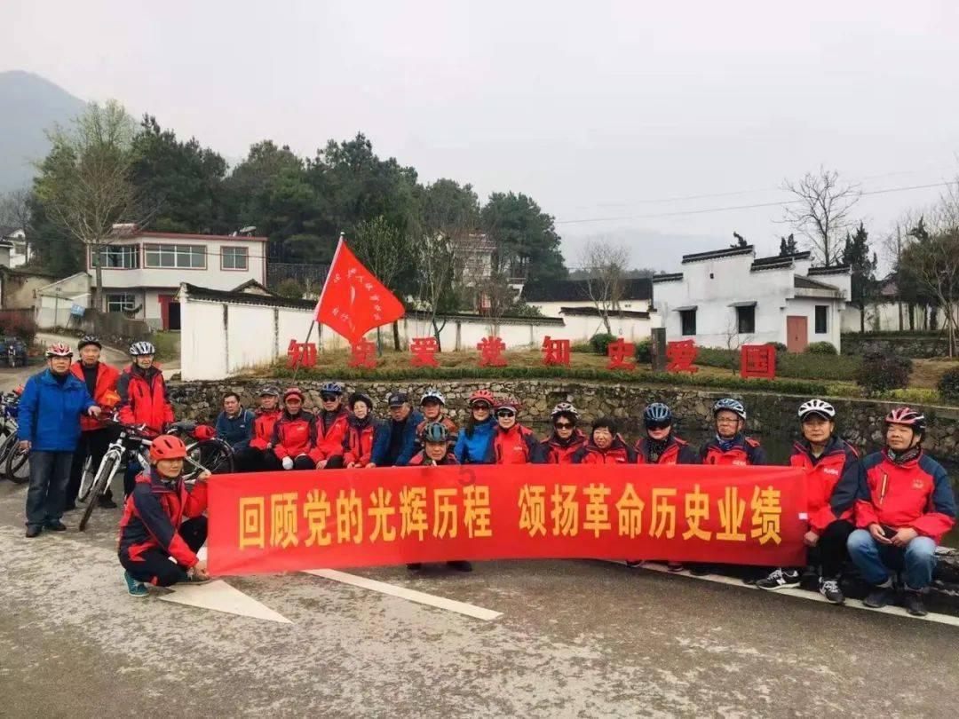 “四大天王”年轻时候到底多帅？游戏画面